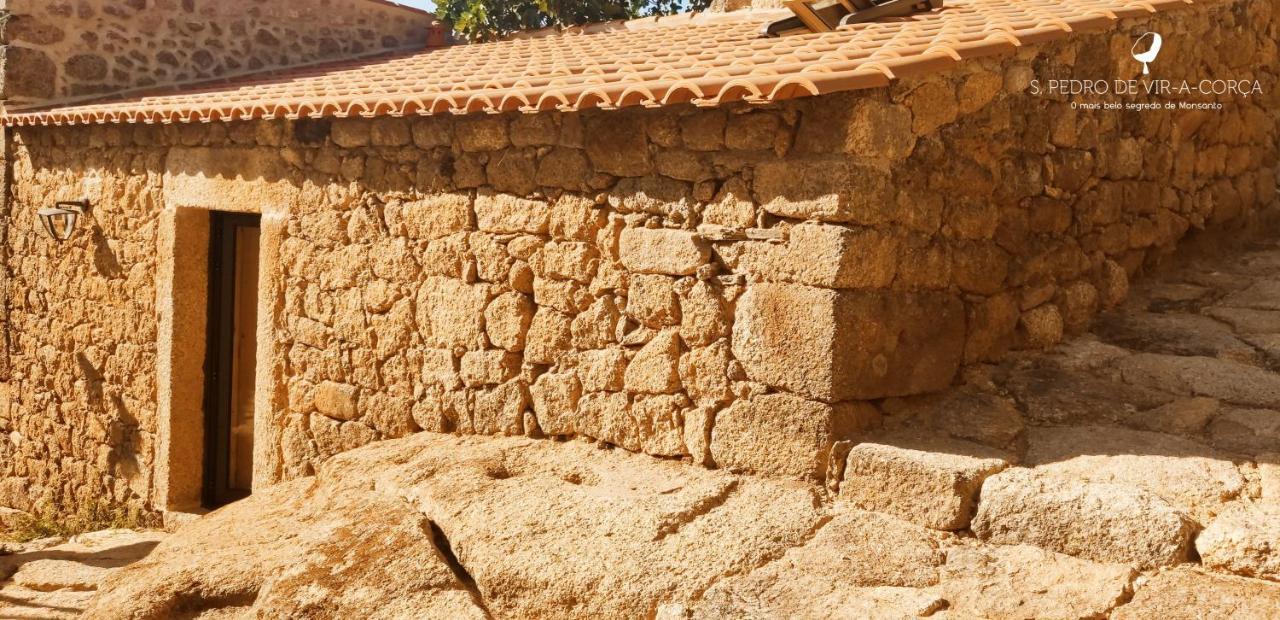 Casa Do Meio Em Quinta De Sao Pedro De Vir-A-Corca Monsanto Zewnętrze zdjęcie